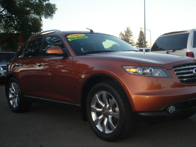 2005 Infiniti FX35 Eddie Bauer 4-door 4WD