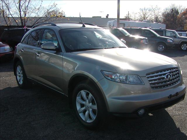 2005 Infiniti FX35 EX - DUAL Power Doors