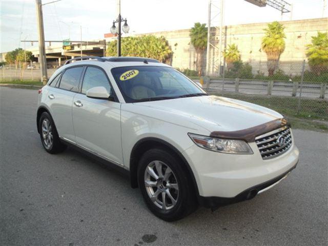 2007 Infiniti FX35 Wagon SE