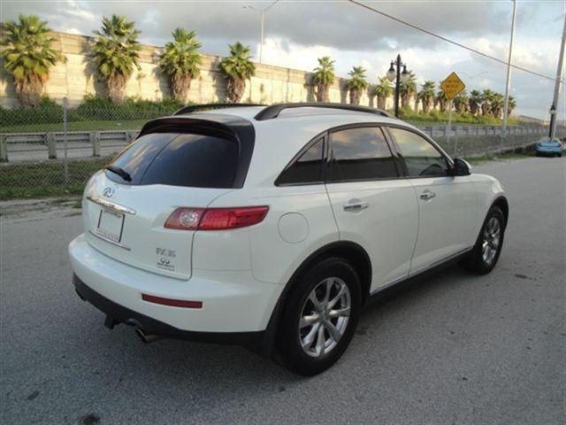 2007 Infiniti FX35 Wagon SE