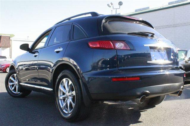 2008 Infiniti FX35 4x4 W/ Moonroof, Leather, Chrome Wheelstow