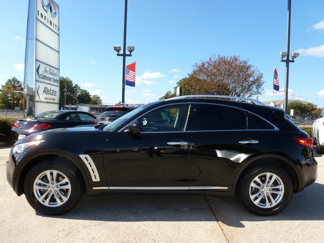 2011 Infiniti FX35 Base