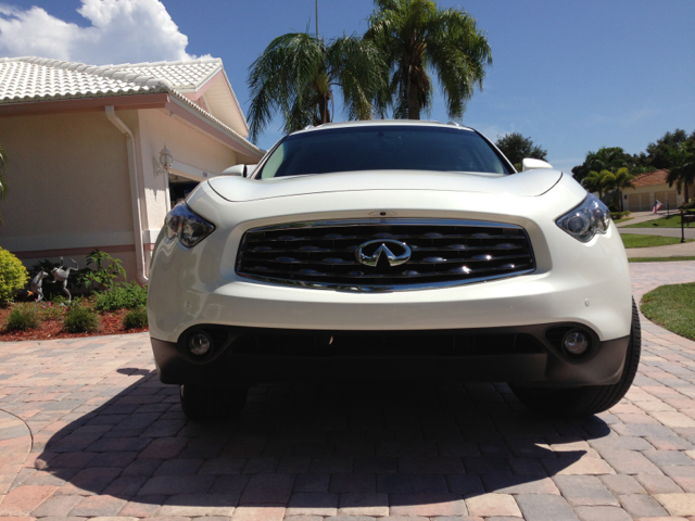 2011 Infiniti FX50 W/sunroof PZEV