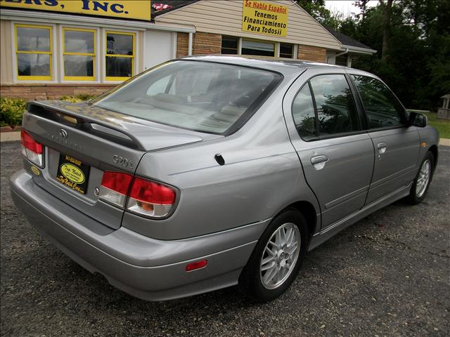 1999 Infiniti G20 Base