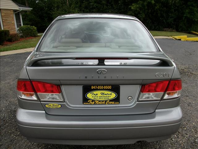 1999 Infiniti G20 Base