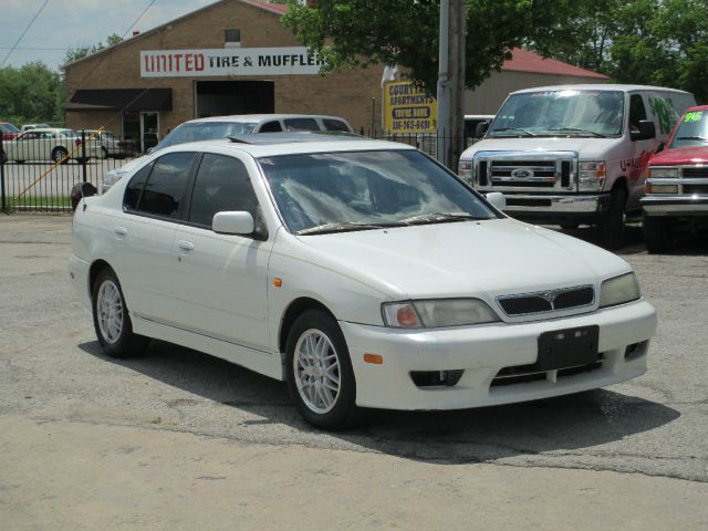 1999 Infiniti G20 LS Flex Fuel 4x4 This Is One Of Our Best Bargains