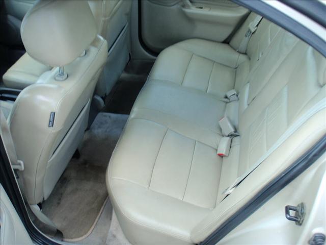 1999 Infiniti G20 Base