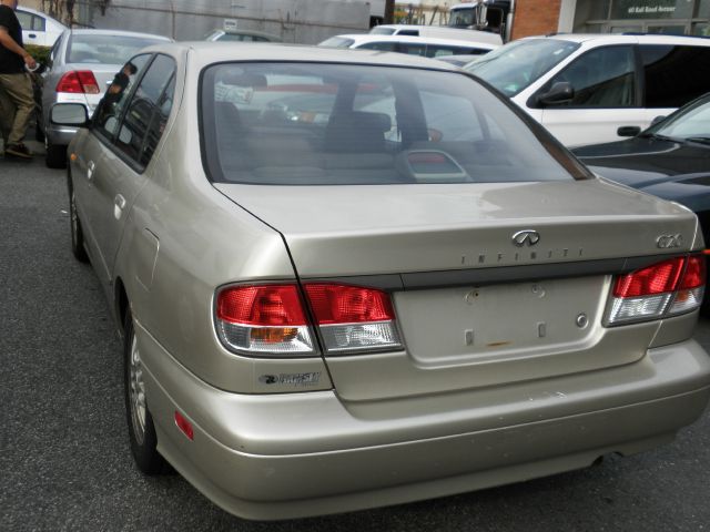 1999 Infiniti G20 Base