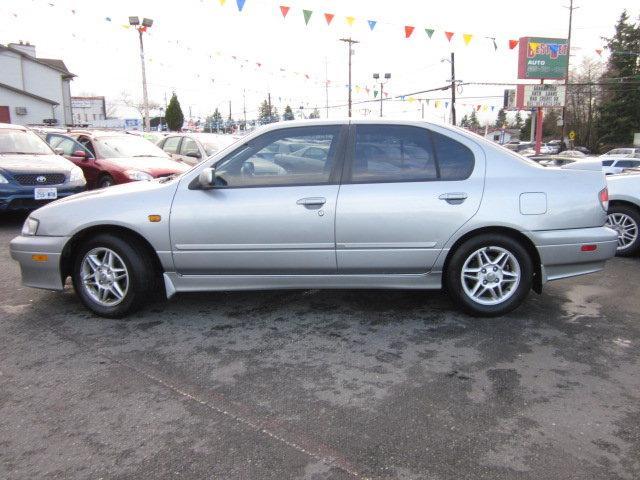 2000 Infiniti G20 All-wheel Drive SLT1