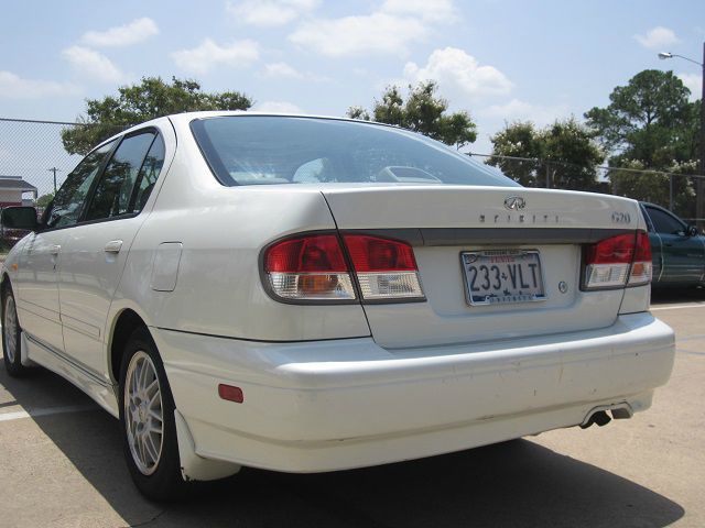 2000 Infiniti G20 Coupe