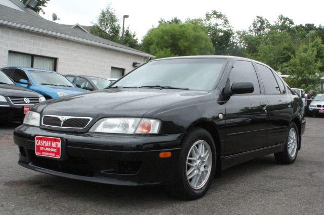 2001 Infiniti G20 Coupe