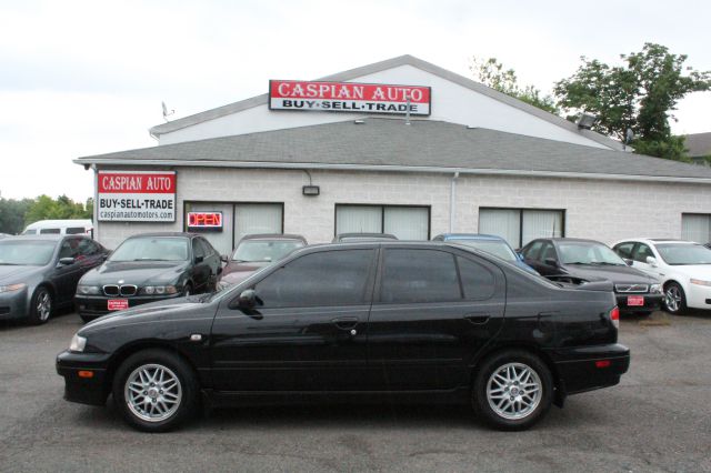 2001 Infiniti G20 Coupe