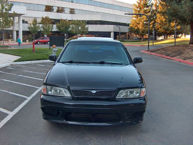 2002 Infiniti G20 Coupe