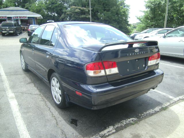 2002 Infiniti G20 Coupe