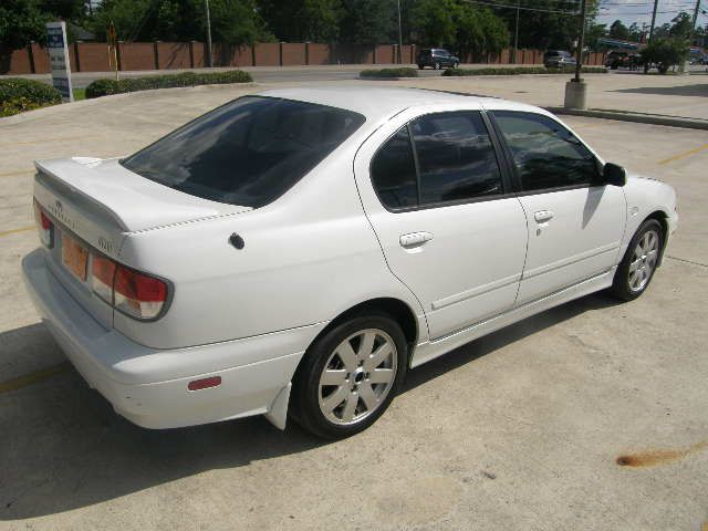 2002 Infiniti G20 Coupe