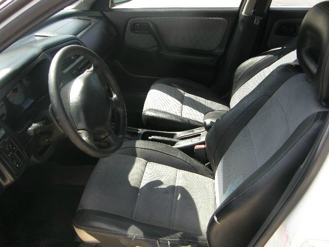 2002 Infiniti G20 Coupe