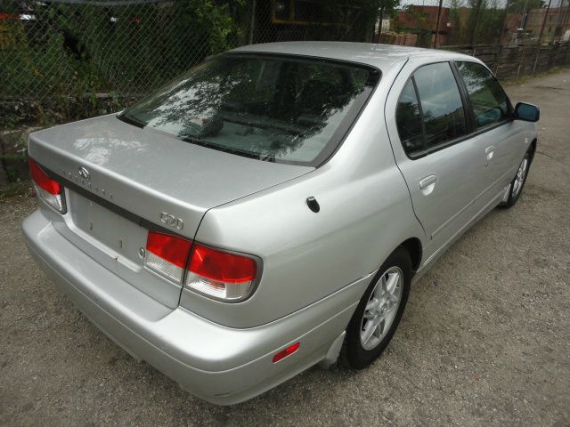 2002 Infiniti G20 Coupe