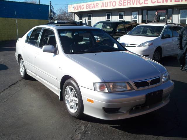 2002 Infiniti G20 Coupe