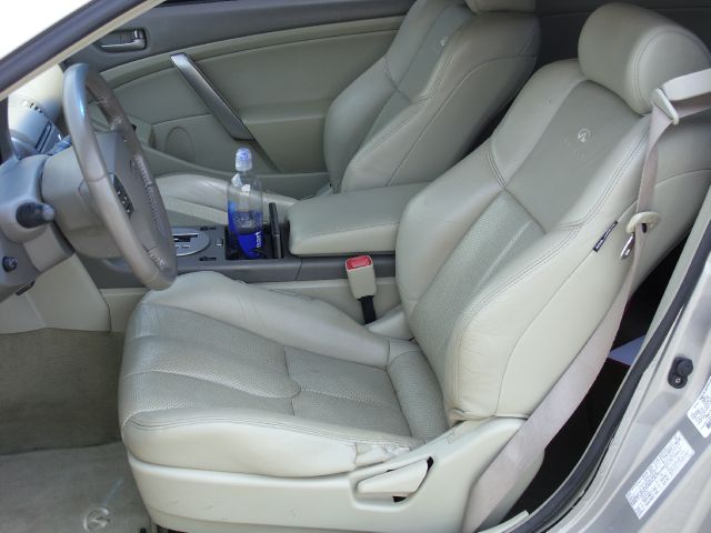 2003 Infiniti G35 XB - ONE Owner