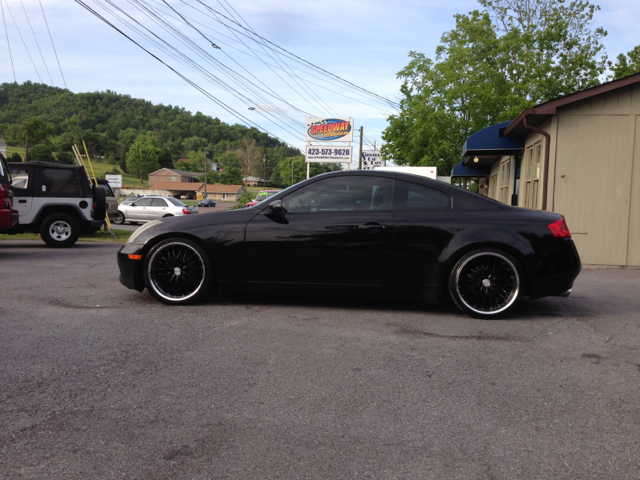 2003 Infiniti G35 XB - ONE Owner