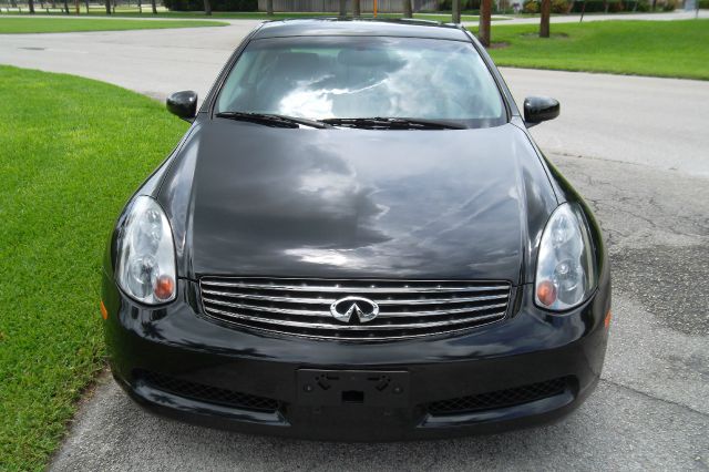 2003 Infiniti G35 XB - ONE Owner