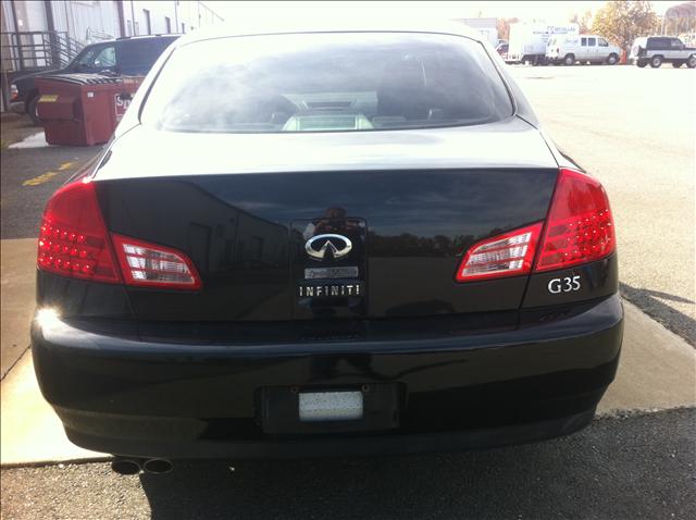 2003 Infiniti G35 Limited