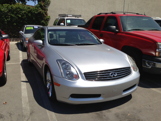 2003 Infiniti G35 XB - ONE Owner