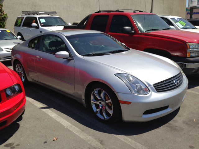 2003 Infiniti G35 XB - ONE Owner