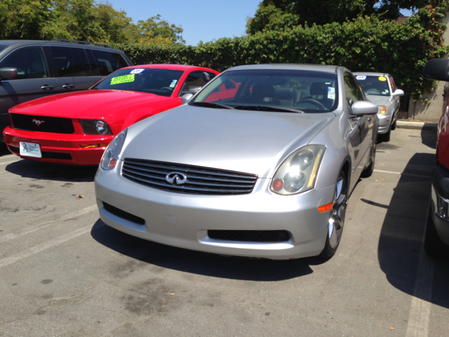 2003 Infiniti G35 XB - ONE Owner