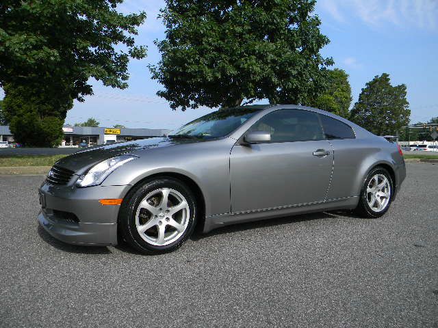 2003 Infiniti G35 XB - ONE Owner