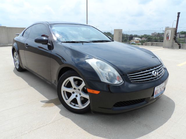 2003 Infiniti G35 XB - ONE Owner