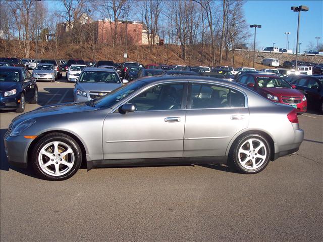 2004 Infiniti G35 EX - DUAL Power Doors