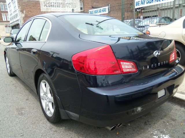 2004 Infiniti G35 5DR WGN FWD AT