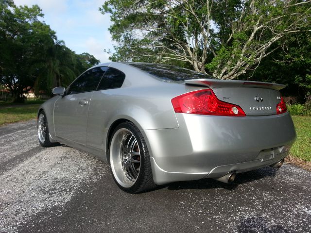 2004 Infiniti G35 XB - ONE Owner