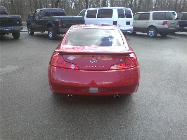 2004 Infiniti G35 LX 5-spd