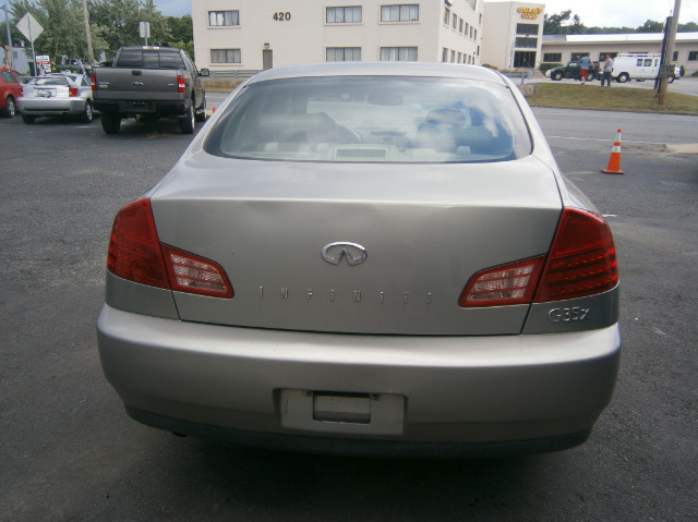 2004 Infiniti G35 5DR WGN FWD AT