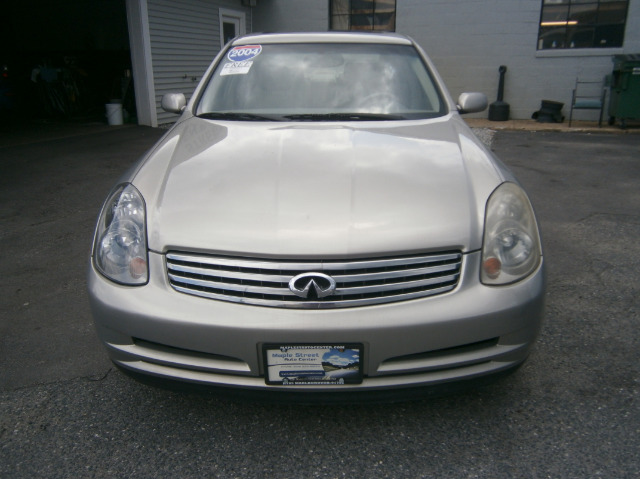 2004 Infiniti G35 5DR WGN FWD AT