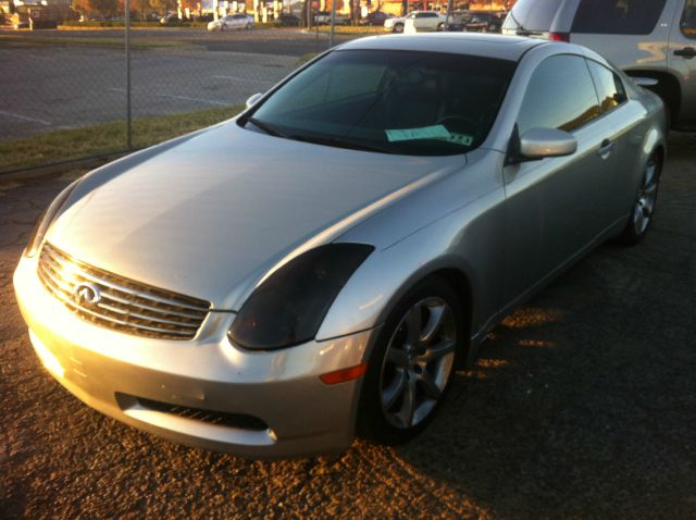 2004 Infiniti G35 XB - ONE Owner