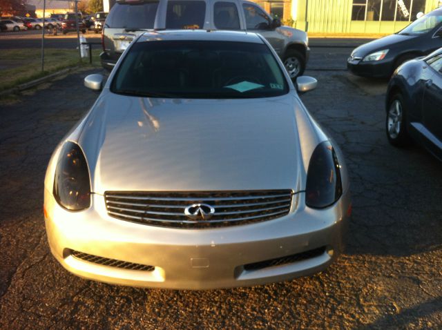 2004 Infiniti G35 XB - ONE Owner