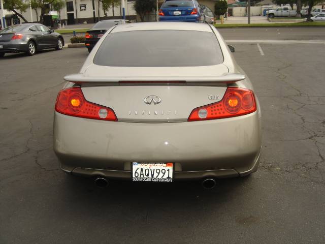 2004 Infiniti G35 Base