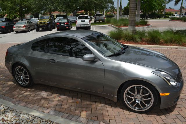 2004 Infiniti G35 XB - ONE Owner