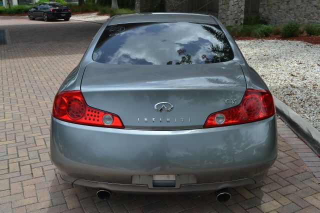 2004 Infiniti G35 XB - ONE Owner