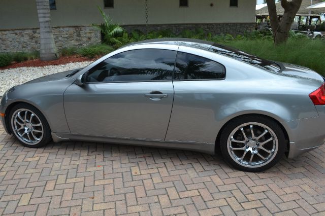 2004 Infiniti G35 XB - ONE Owner