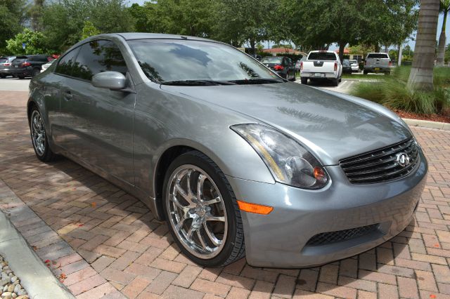 2004 Infiniti G35 XB - ONE Owner