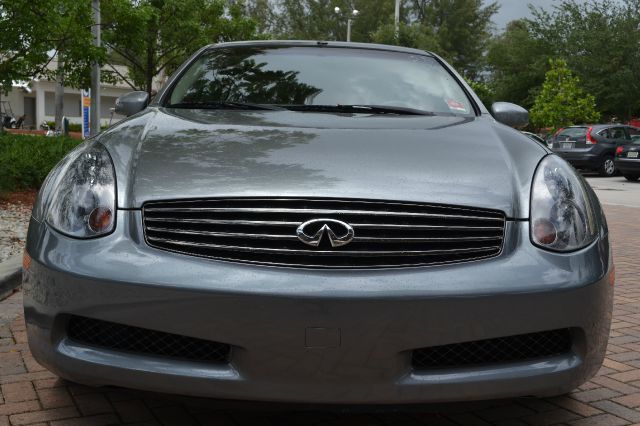 2004 Infiniti G35 XB - ONE Owner