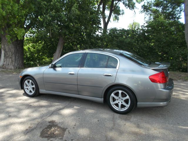 2004 Infiniti G35 5DR WGN FWD AT