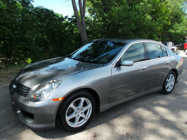 2004 Infiniti G35 5DR WGN FWD AT