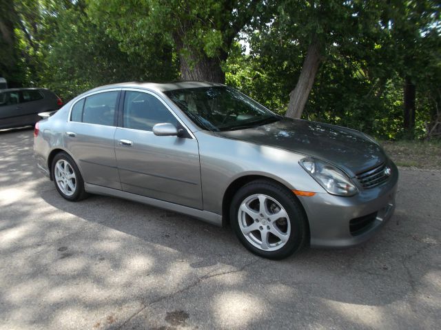 2004 Infiniti G35 5DR WGN FWD AT