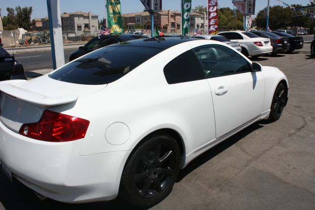 2004 Infiniti G35 XB - ONE Owner