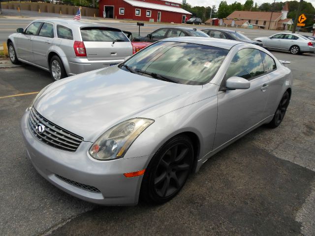 2004 Infiniti G35 XB - ONE Owner